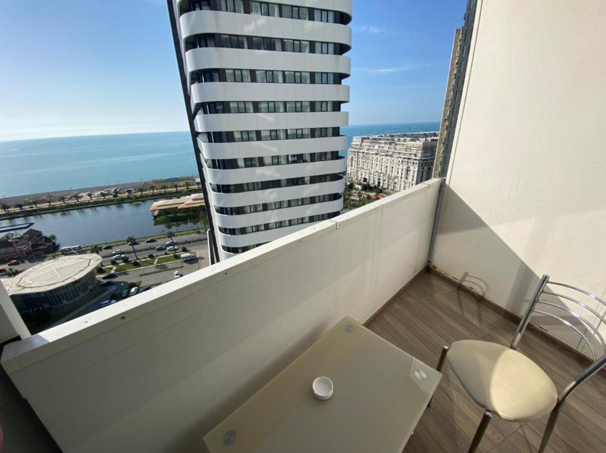 Cozy Studio Apartment-Sea View Батуми Екстериор снимка