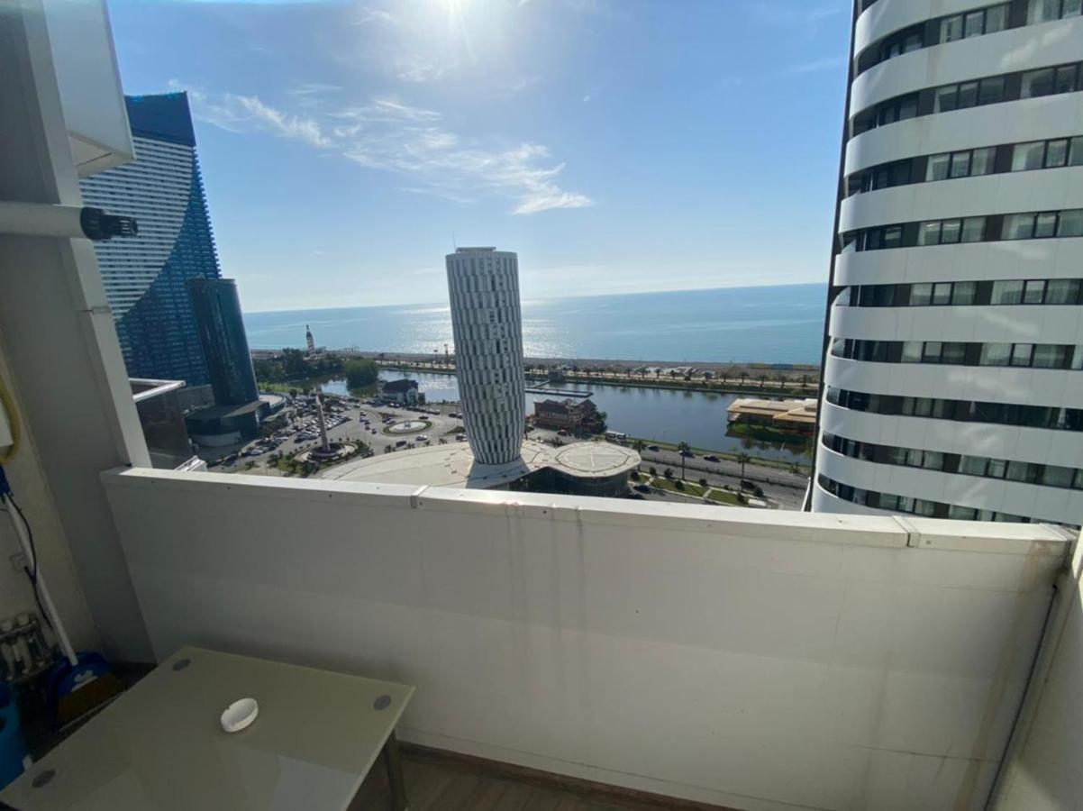 Cozy Studio Apartment-Sea View Батуми Екстериор снимка