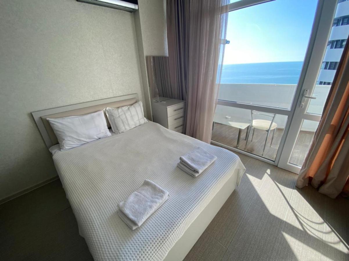 Cozy Studio Apartment-Sea View Батуми Екстериор снимка